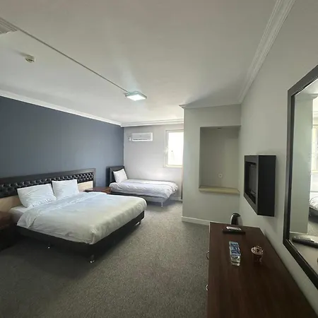 Grand S&S Hotel