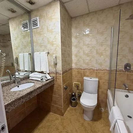 Отель Grand S&s *